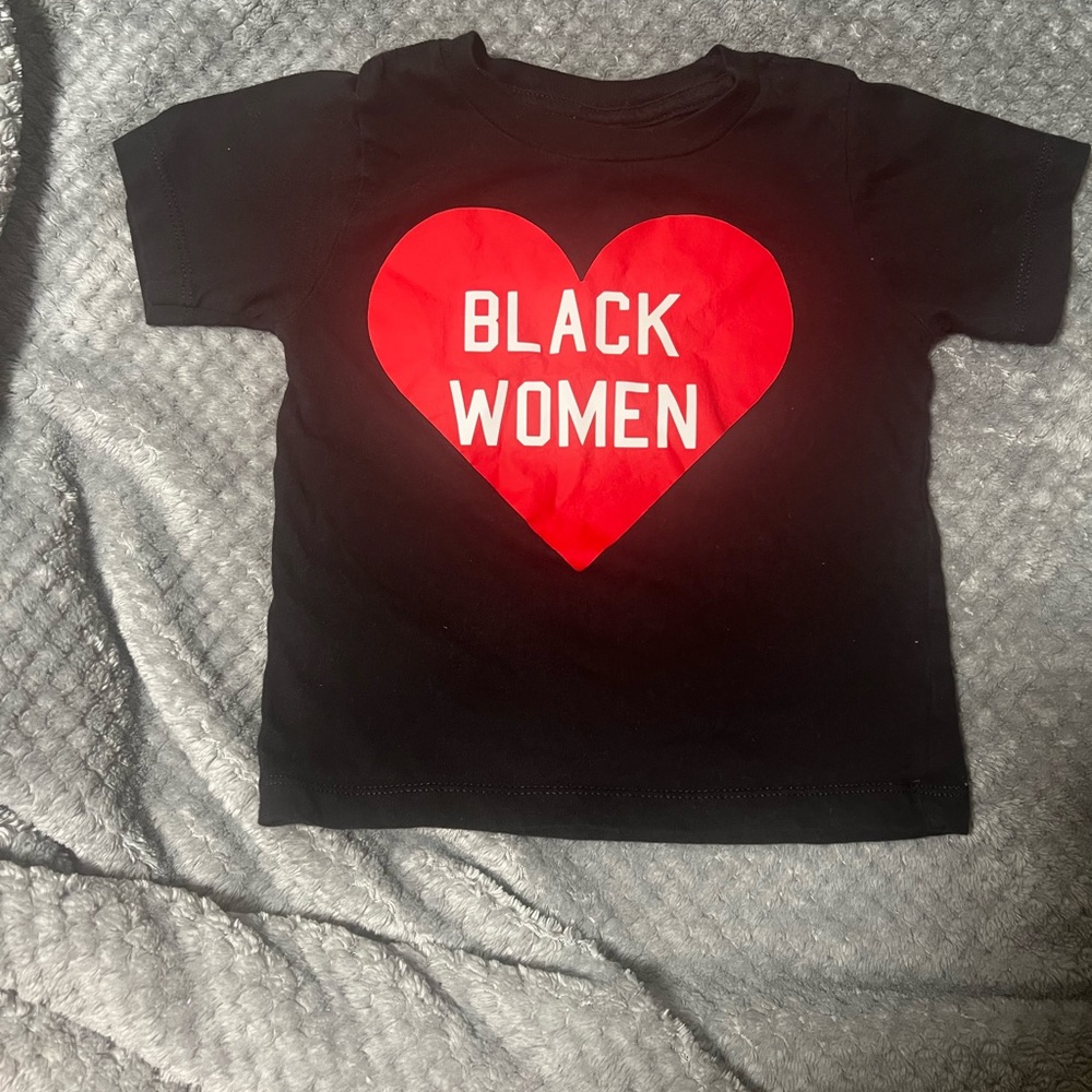 I love black women shirt size 18-24months